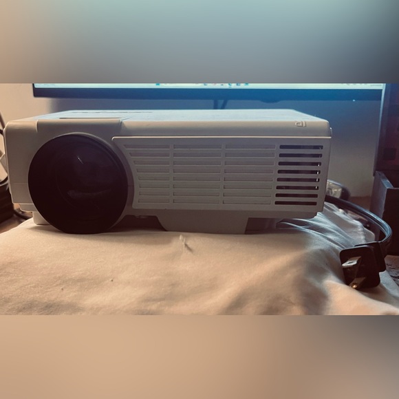 White Projector - Picture 2 of 2